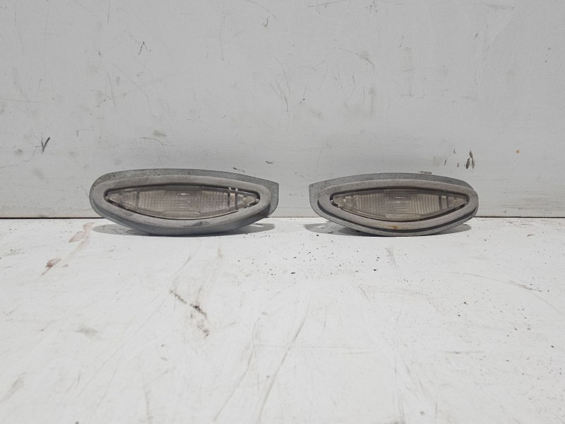 Recambio de piloto matricula para dodge caliber 2.0 crd referencia OEM IAM 5160255AB 5191811AA 5191810AA