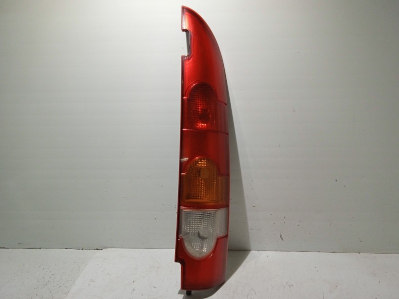 Recambio de piloto trasero derecho para renault kangoo (kc0/1_) 1.5 dci referencia OEM IAM 8200150621  