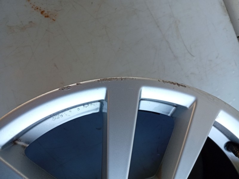 Recambio de llanta para audi a3 sportback (8va, 8vf) 1.0 tfsi referencia OEM IAM 8V0601025CS  