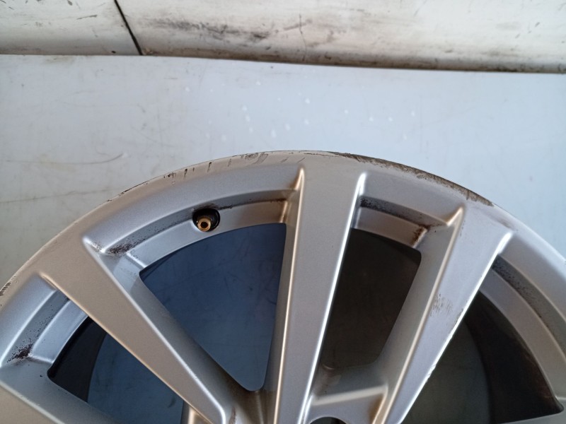 Recambio de llanta para audi a3 sportback (8va, 8vf) 1.0 tfsi referencia OEM IAM 8V0601025CS  