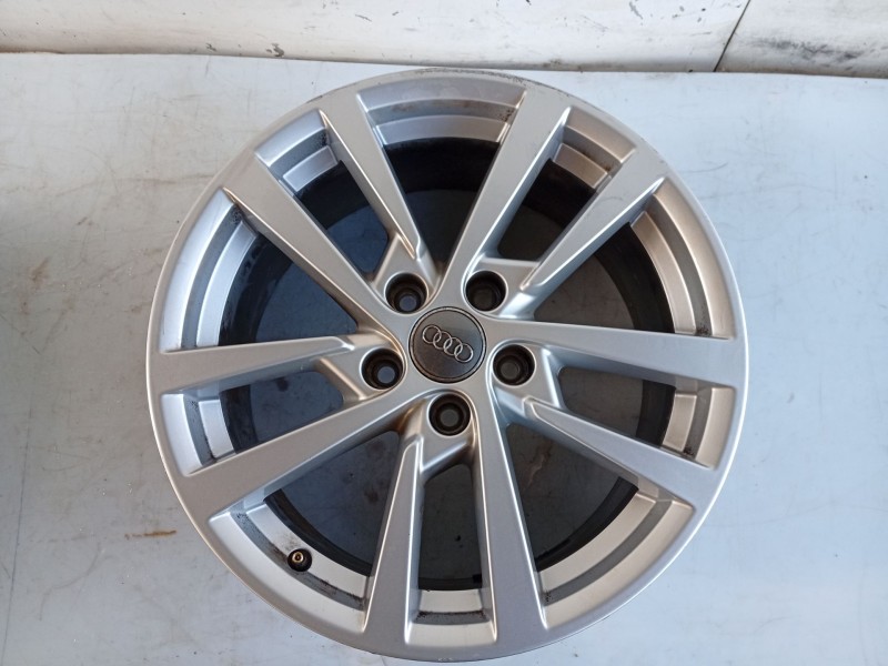 Recambio de llanta para audi a3 sportback (8va, 8vf) 1.0 tfsi referencia OEM IAM 8V0601025CS  