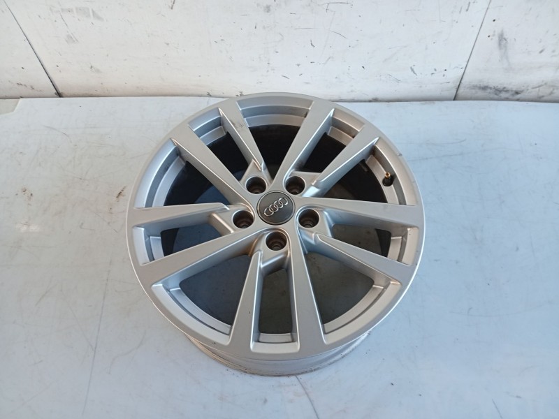 Recambio de llanta para audi a3 sportback (8va, 8vf) 1.0 tfsi referencia OEM IAM 8V0601025CS  
