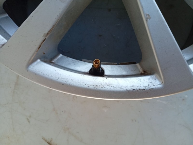 Recambio de llanta para audi a3 sportback (8va, 8vf) 1.0 tfsi referencia OEM IAM 8V0601025CS  