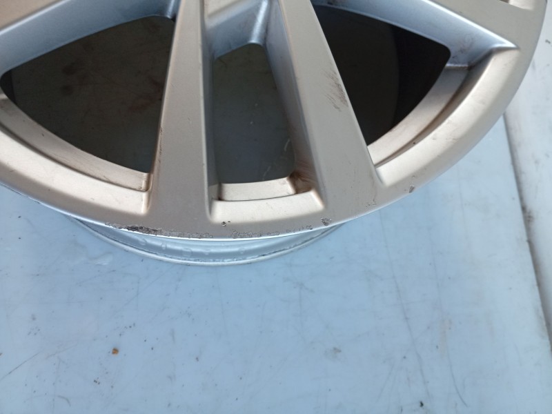 Recambio de llanta para audi a3 sportback (8va, 8vf) 1.0 tfsi referencia OEM IAM 8V0601025CS  