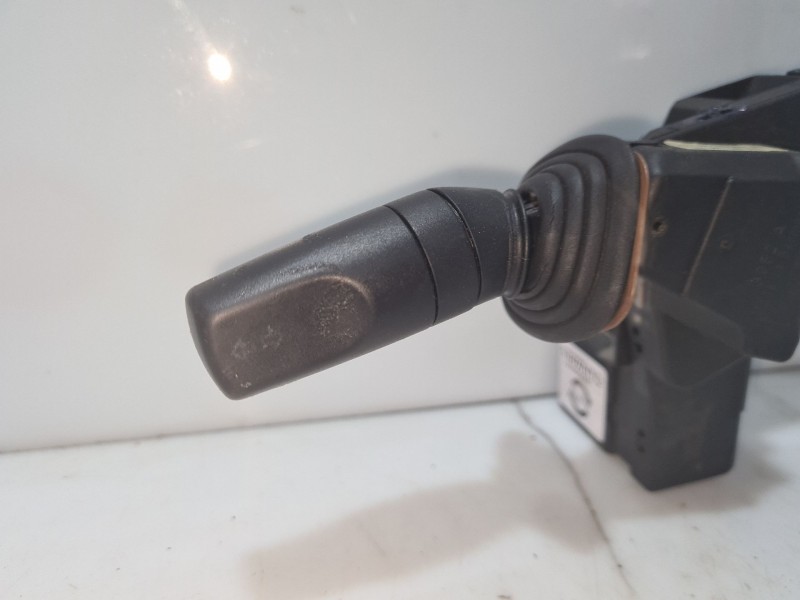 Recambio de mando intermitentes para ford mondeo familiar (gd) referencia OEM IAM 97BG13B302AC  
