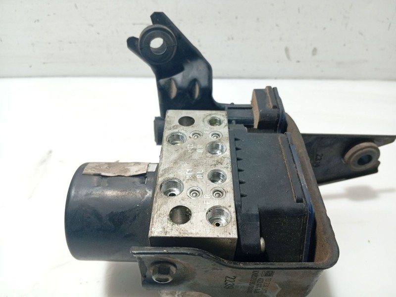 Recambio de abs para opel insignia berlina referencia OEM IAM 22757652 13328651 16817011