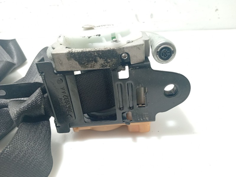Recambio de cinturon seguridad delantero derecho para opel insignia berlina referencia OEM IAM 13303851 5010C8M1C9 5056C862X1