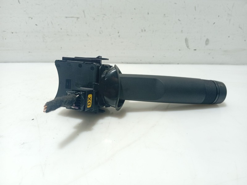 Recambio de mando volante para opel insignia berlina referencia OEM IAM 13303268 92640110361 