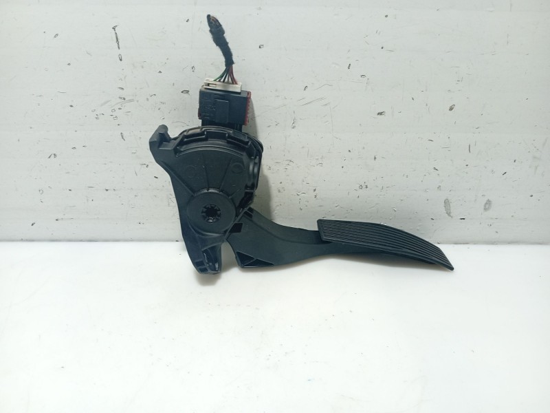 Recambio de pedal acelerador para opel insignia berlina referencia OEM IAM 13237352 13237352 6PV00976500