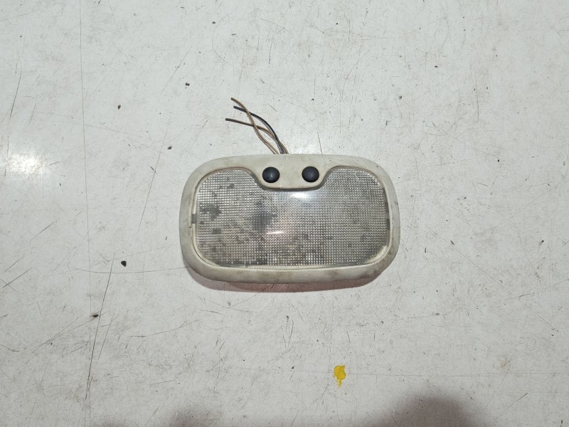 Recambio de luz interior para dodge caliber 2.0 crd referencia OEM IAM 0YQ85DW1AA  