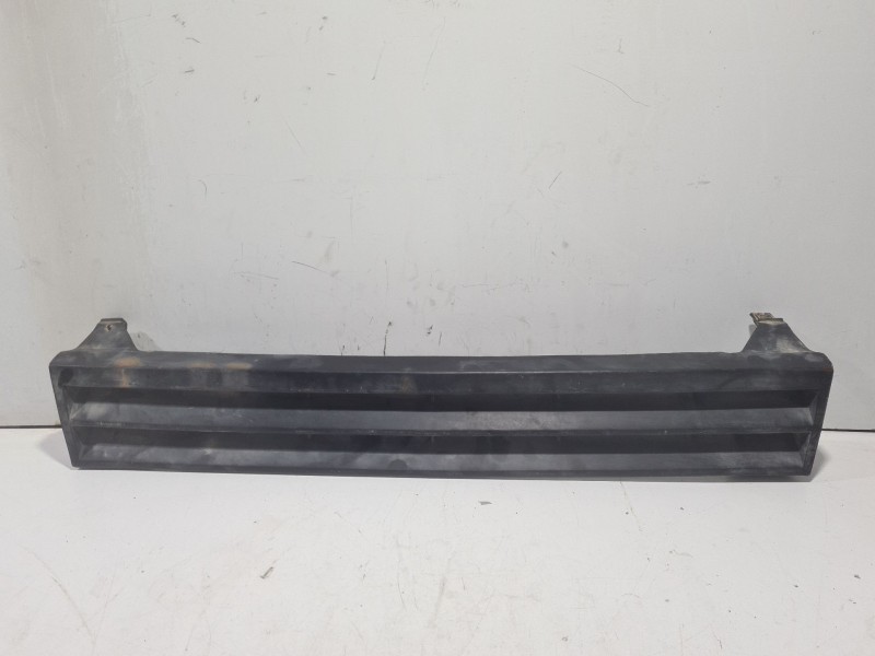 Recambio de moldura para seat marbella 0.9 referencia OEM IAM 03143RD   Recambio de moldura para seat marbella 0.9 referencia OEM IAM 03143RD