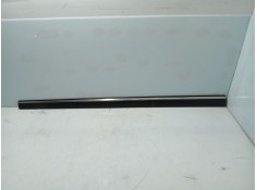Recambio de moldura para mercedes-benz clase e (w211) berlina 3.2 cdi cat referencia OEM IAM A2116901962  