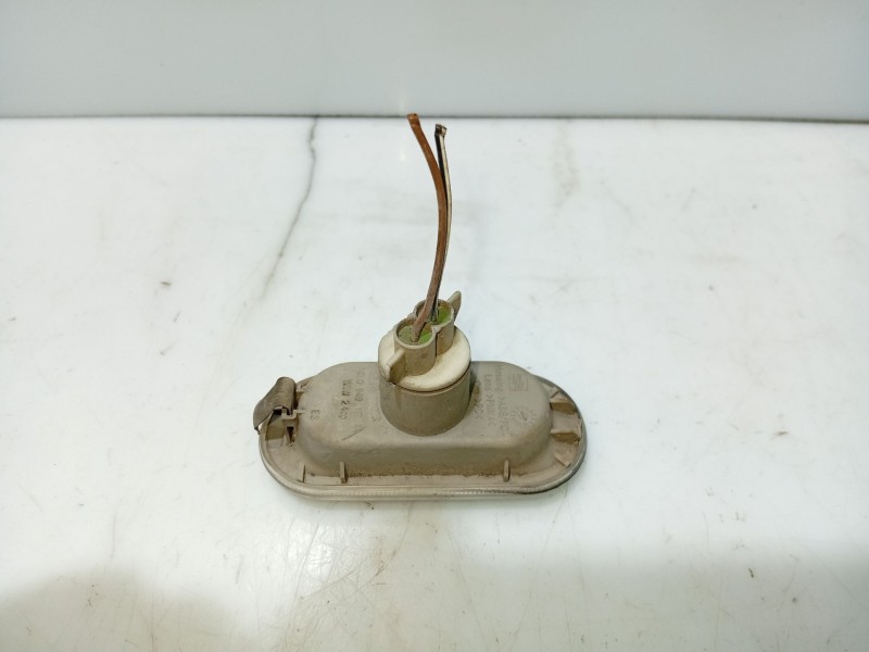 Recambio de piloto lateral derecho para seat ibiza iii (6l1) 1.4 tdi referencia OEM IAM 6L0949117A  