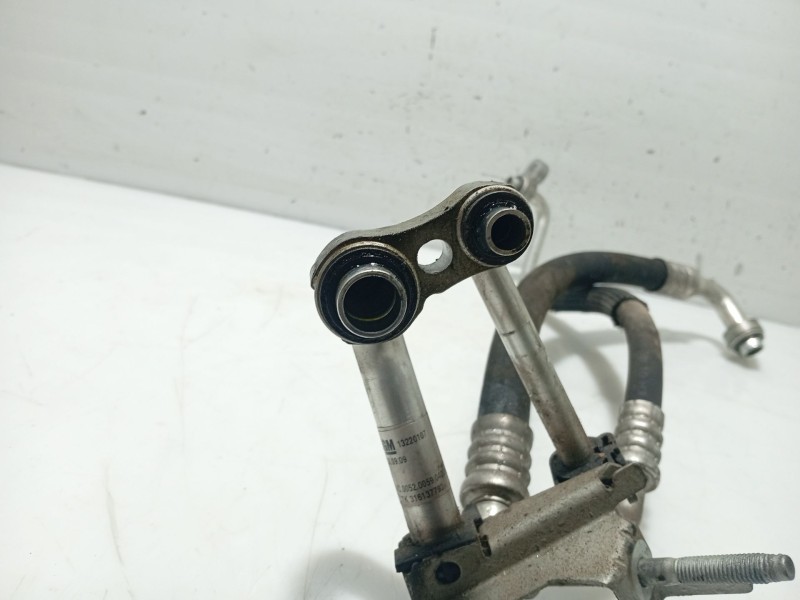Recambio de tubos aire acondicionado para opel insignia berlina referencia OEM IAM 13220107  
