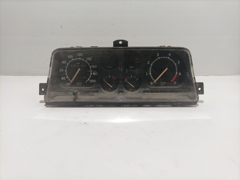 Recambio de cuadro instrumentos para opel corsa a 1.2 referencia OEM IAM 90388580  