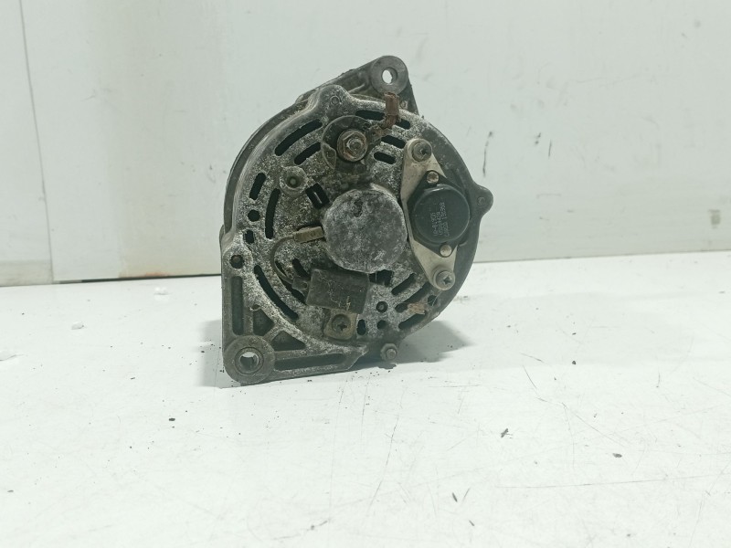 Recambio de alternador para peugeot 205 berlina referencia OEM IAM   0120488215