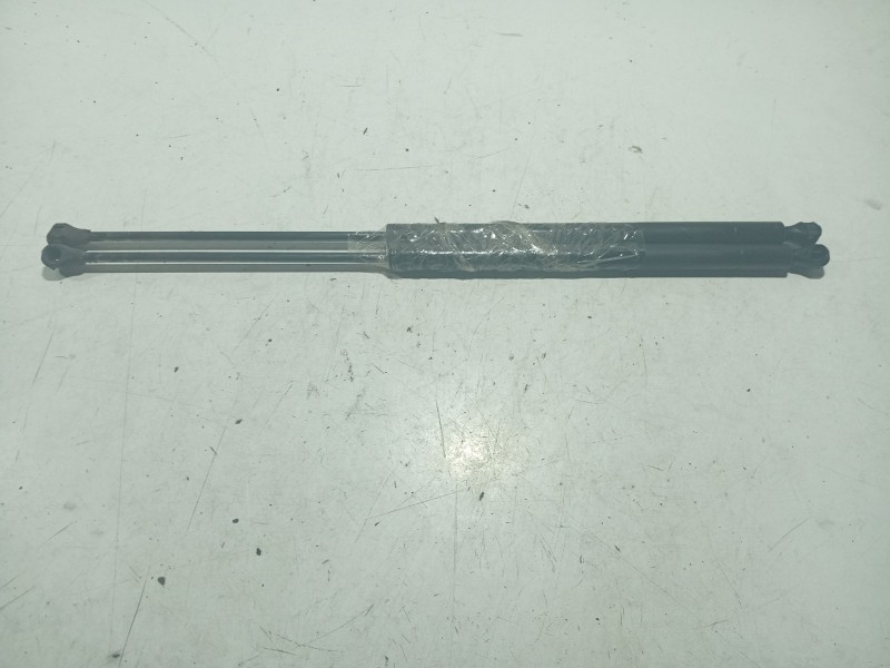 Recambio de amortiguadores maletero / porton para peugeot 205 berlina referencia OEM IAM 873181 873182 