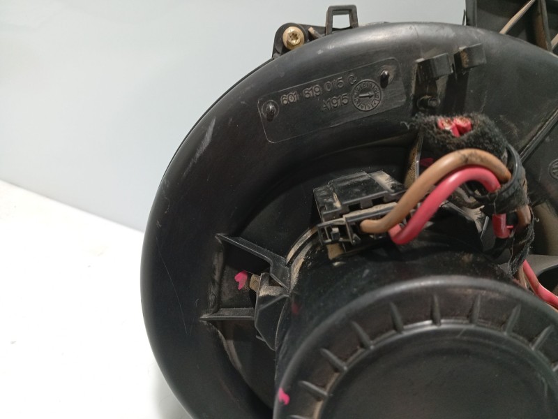 Recambio de ventilador calefaccion para seat ibiza iii (6l1) 1.4 tdi referencia OEM IAM 6R1819015A  