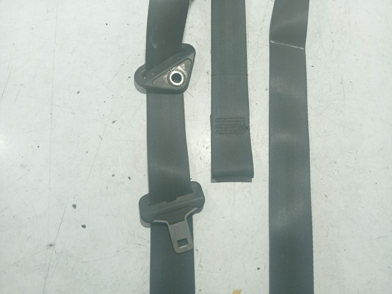 Recambio de cinturon seguridad delantero derecho para peugeot 205 berlina referencia OEM IAM 8971RS  