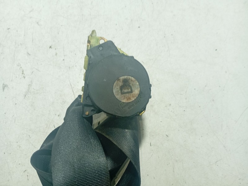 Recambio de cinturon seguridad trasero derecho para peugeot 205 berlina referencia OEM IAM 96498075XX  