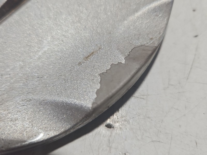 Recambio de tapacubos para renault megane ii sedán (lm0/1_) 1.9 dci referencia OEM IAM 8200412202  