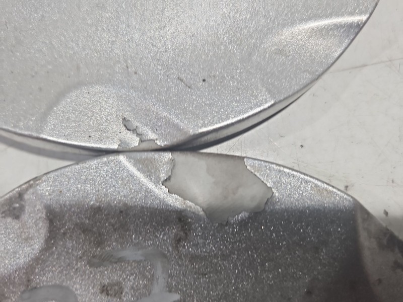 Recambio de tapacubos para renault megane ii sedán (lm0/1_) 1.9 dci referencia OEM IAM 8200412202  