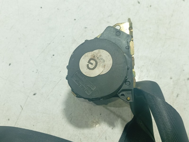 Recambio de cinturon seguridad trasero izquierdo para peugeot 205 berlina referencia OEM IAM 4860121  