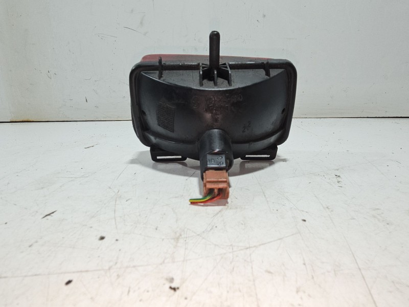 Recambio de faro antiniebla trasero izquierdo para peugeot 205 berlina referencia OEM IAM 5298ANT  