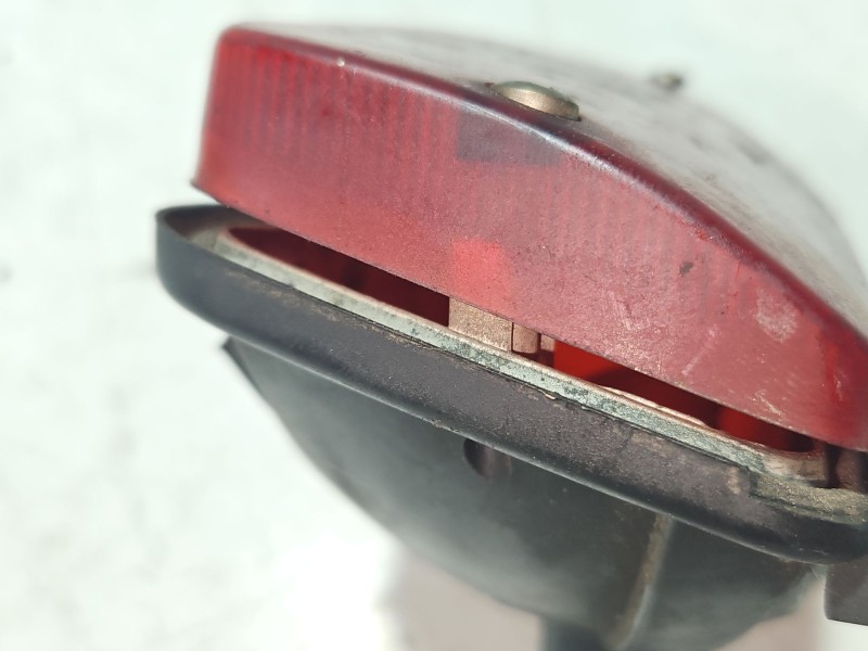 Recambio de faro antiniebla trasero izquierdo para peugeot 205 berlina referencia OEM IAM 5298ANT  