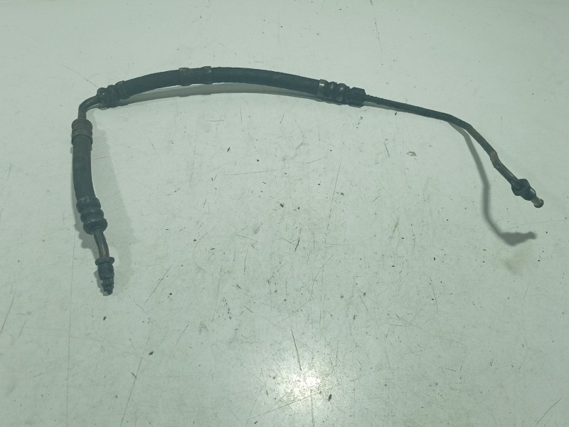 Recambio de tubo para peugeot 205 berlina referencia OEM IAM 32411093461  