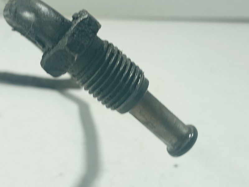 Recambio de tubo para peugeot 205 berlina referencia OEM IAM 32411093461  