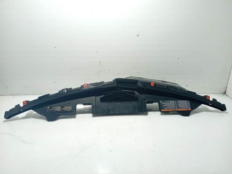 Recambio de moldura para opel insignia berlina referencia OEM IAM 13250569 55561769 