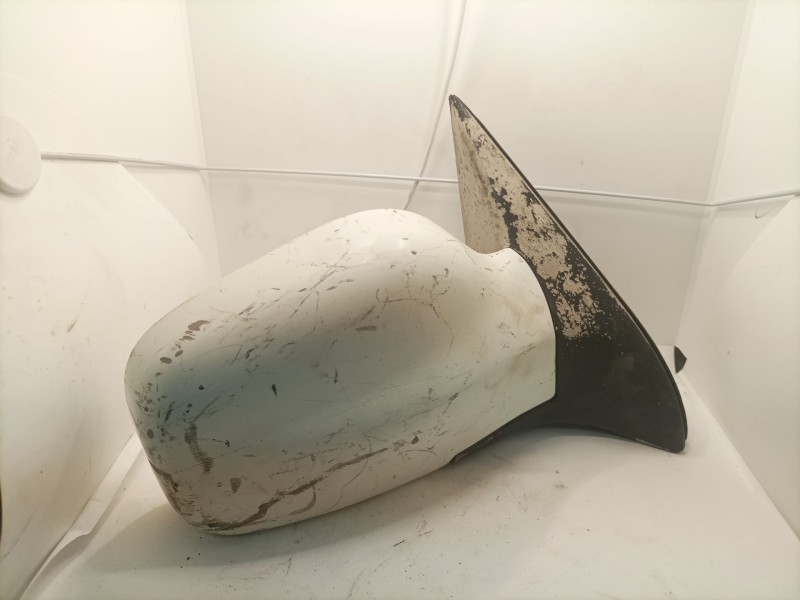 Recambio de retrovisor derecho para ssangyong musso 2.3 turbodiesel cat referencia OEM IAM 7898005061  