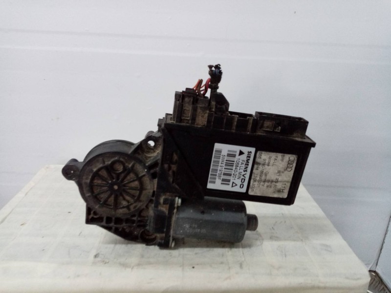 Recambio de motor elevalunas delantero izquierdo para  referencia OEM IAM 5WK49197BBF  