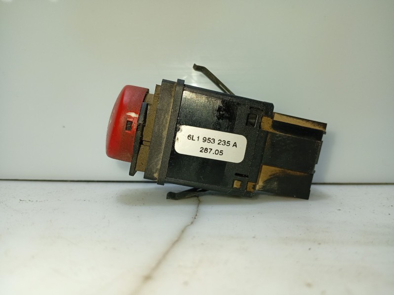 Recambio de warning para seat ibiza iii (6l1) 1.4 tdi referencia OEM IAM 6L1953235A  