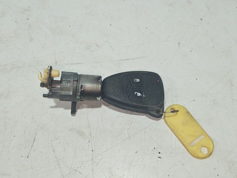 Recambio de juego bombines para dodge caliber 2.0 crd referencia OEM IAM 5179511AA 5139099AA 