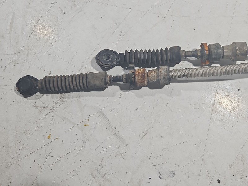 Recambio de varillaje cambio para dodge caliber 2.0 crd referencia OEM IAM 5062132AB  