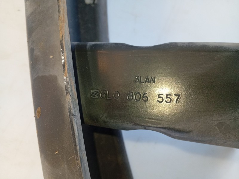 Recambio de refuerzo paragolpes delantero para seat ibiza iii (6l1) 1.4 tdi referencia OEM IAM 6L0806557  