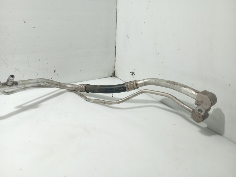 Recambio de tubos aire acondicionado para opel insignia berlina referencia OEM IAM 13220105  