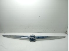 Recambio de moldura para opel insignia berlina referencia OEM IAM 13244388 13244389 