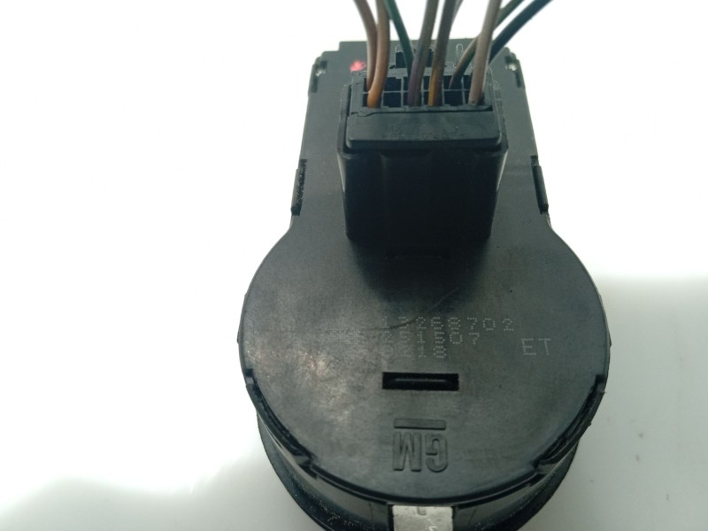 Recambio de mando luces para opel insignia berlina referencia OEM IAM 95994799 13303268 13268702