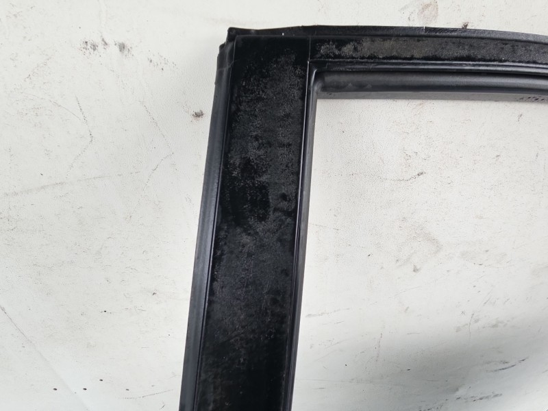 Recambio de puerta trasera izquierda para honda civic berlina (fn) 2.2 ctdi referencia OEM IAM 67550SMGE00ZZ  