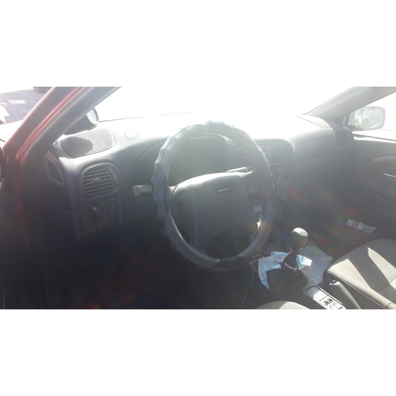 volvo v40 familiar 1.9 diesel   |   0.95 - 0.05 | 1995 - 2005 | 95 cv / 70 kw del año 1995