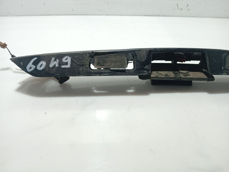 Recambio de moldura para nissan almera ii hatchback (n16) 1.5 dci referencia OEM IAM 90810BM4601  
