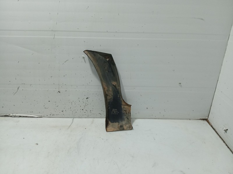 Recambio de moldura para volkswagen golf golf 1.6 cl diesel referencia OEM IAM 191853931B  