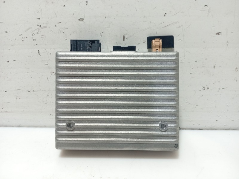 Recambio de modulo electronico para opel insignia berlina referencia OEM IAM 13334027 N136 95019425