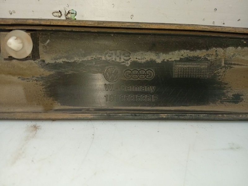 Recambio de moldura para volkswagen golf golf 1.6 cl diesel referencia OEM IAM 191853535F  