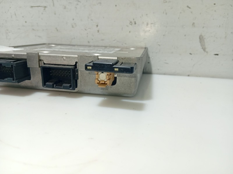 Recambio de modulo electronico para opel insignia berlina referencia OEM IAM 13334027 N136 95019425