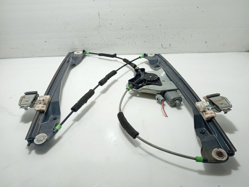 Recambio de elevalunas delantero derecho para ssangyong kyron 200 xdi limited referencia OEM IAM 7234008003 7232109004 