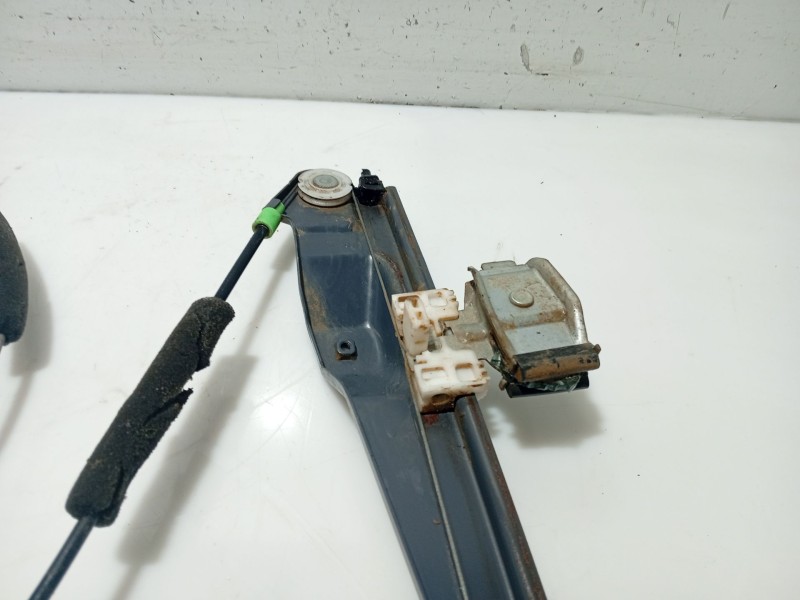 Recambio de elevalunas delantero derecho para ssangyong kyron 200 xdi limited referencia OEM IAM 7234008003 7232109004 